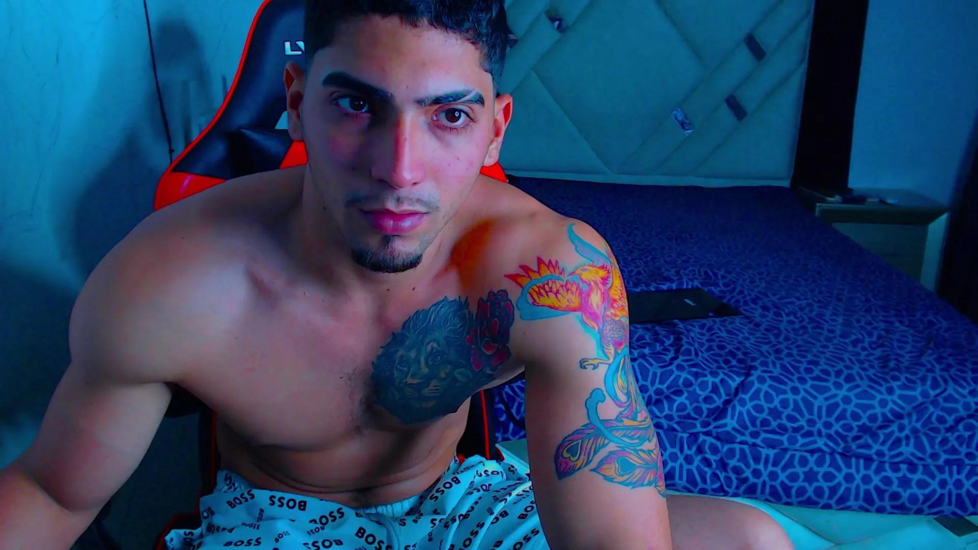 Boy_Perfec on Cam4 
