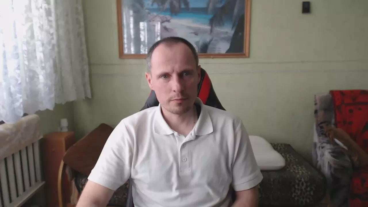 c_h9w2d7p5 on Cam4 