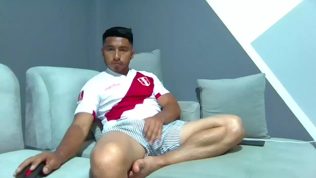 Carlos93471 on Cam4 