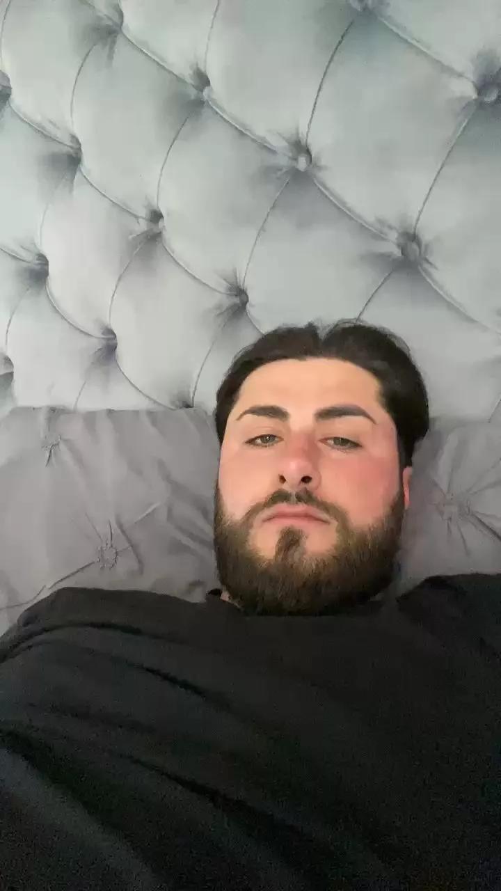 CavalloGaloppa on Cam4 