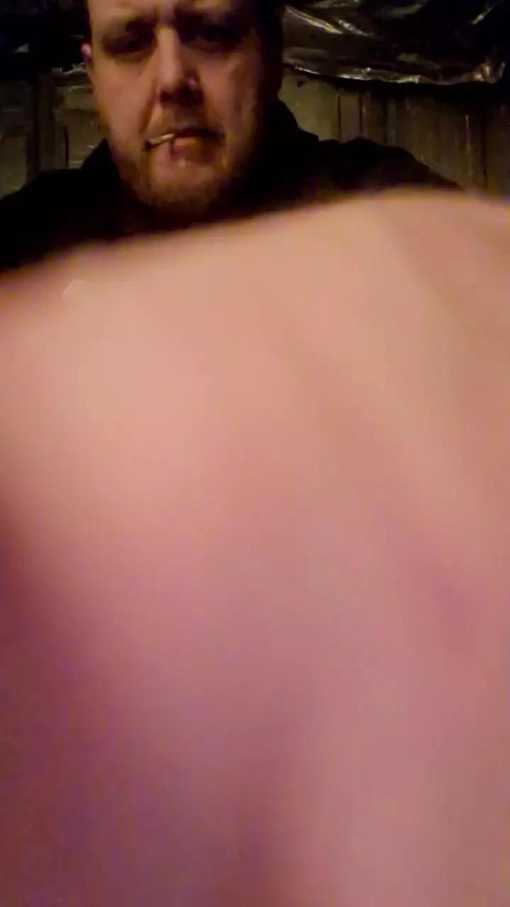 Chavbear on Cam4 