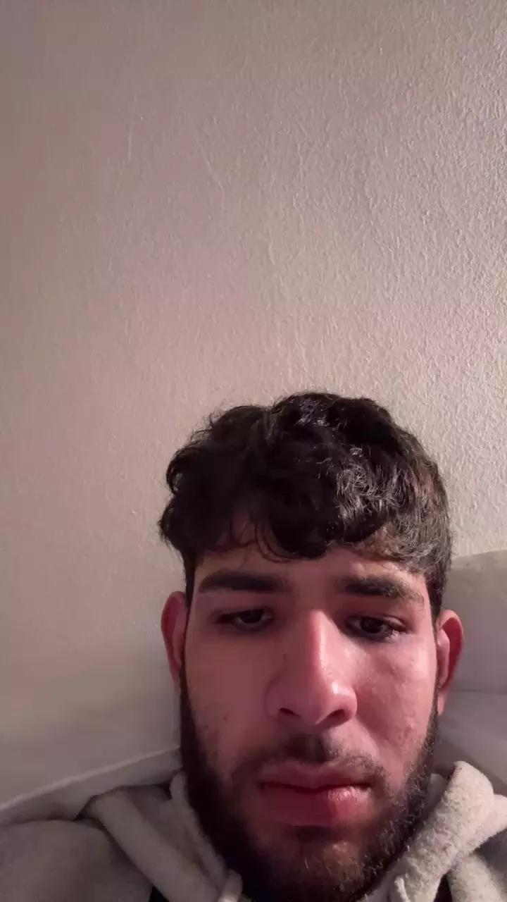 Christiann420 on Cam4 