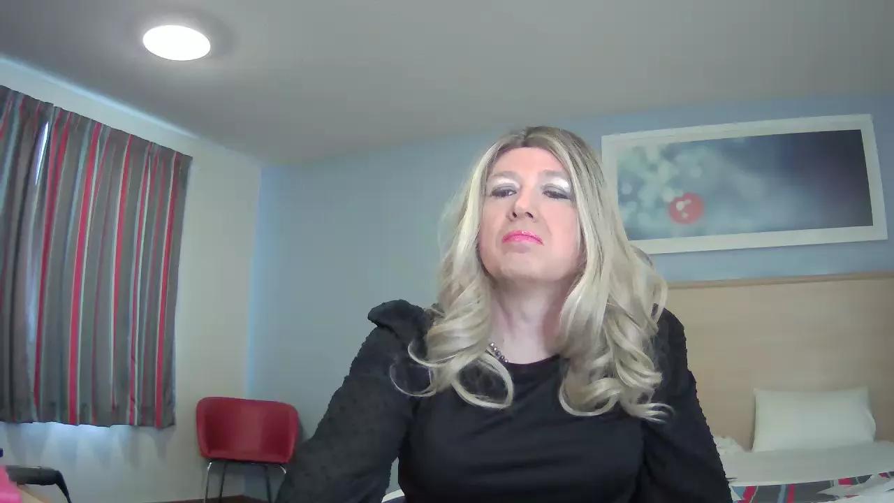 Clairetvblonde on Cam4 