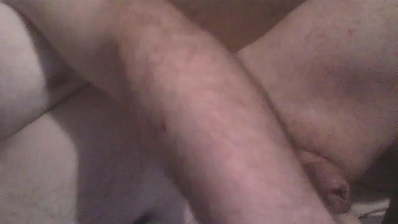 cricri222 on Cam4 