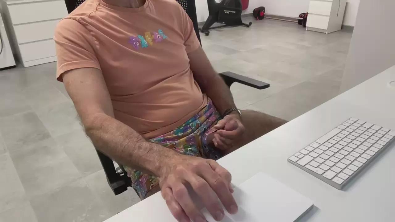 cumfunbrad on Cam4 