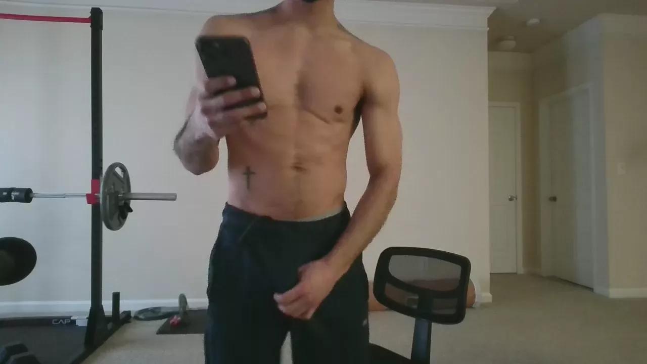 DamnKevin on Cam4 