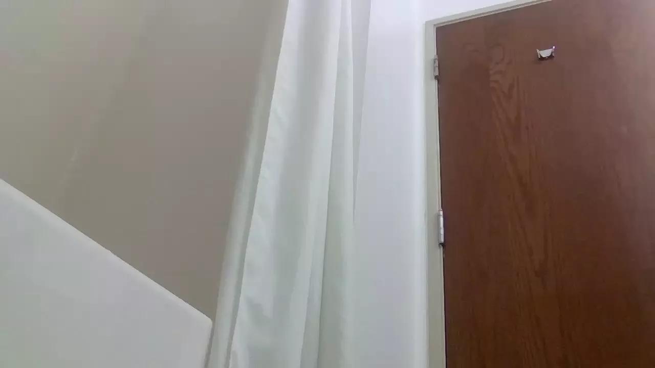 Dantheman2991 on Cam4 