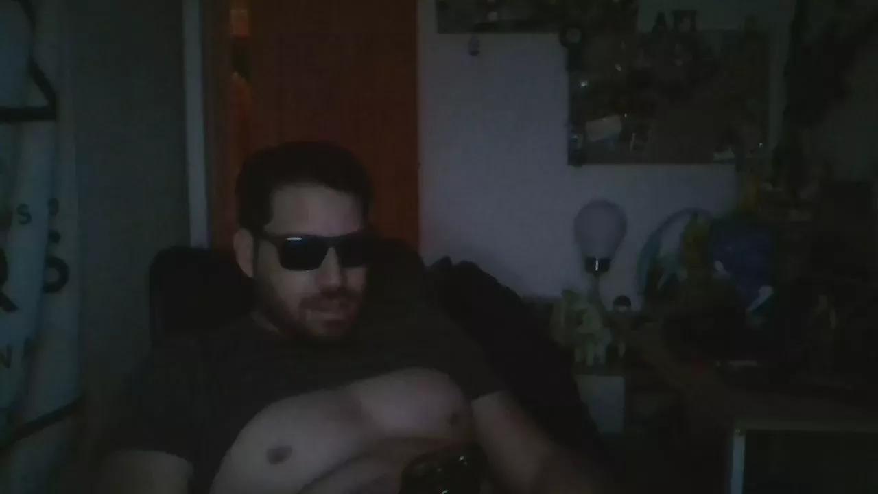 darkhunterhot on Cam4 