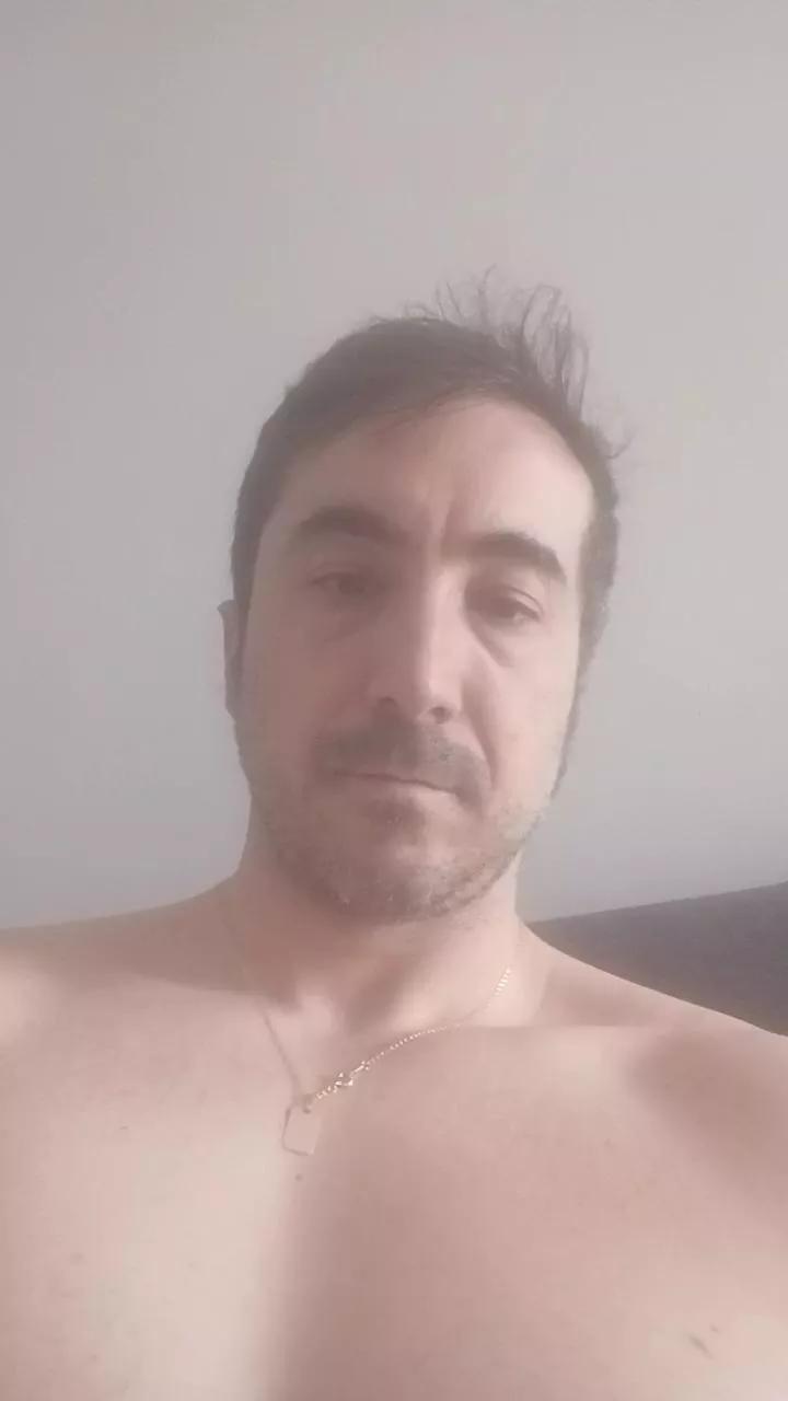Davidm1313 on Cam4 