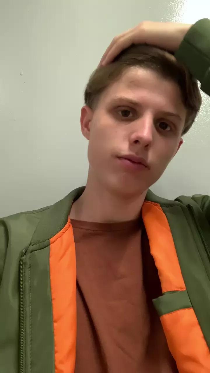 DiegoLoirin on Cam4 