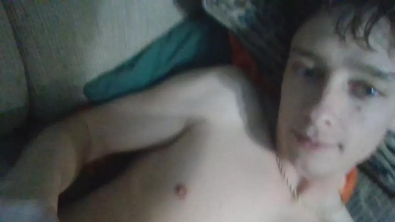 dinosourd on Cam4 