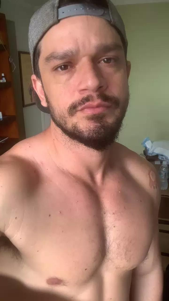 Dominic302 on Cam4 