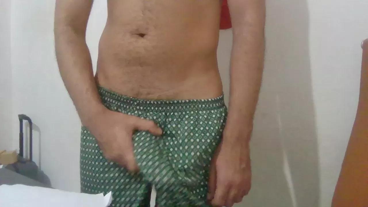 Dotado24xxx on Cam4 