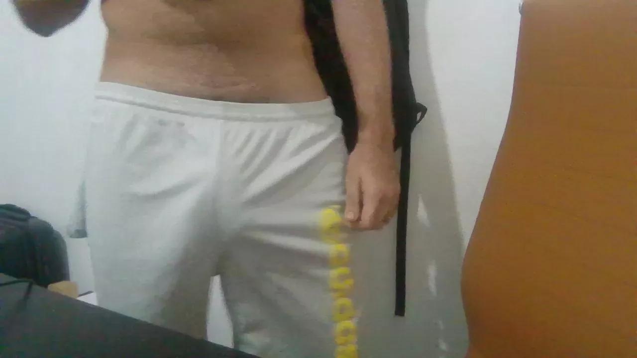 Dotado24xxx on Cam4 