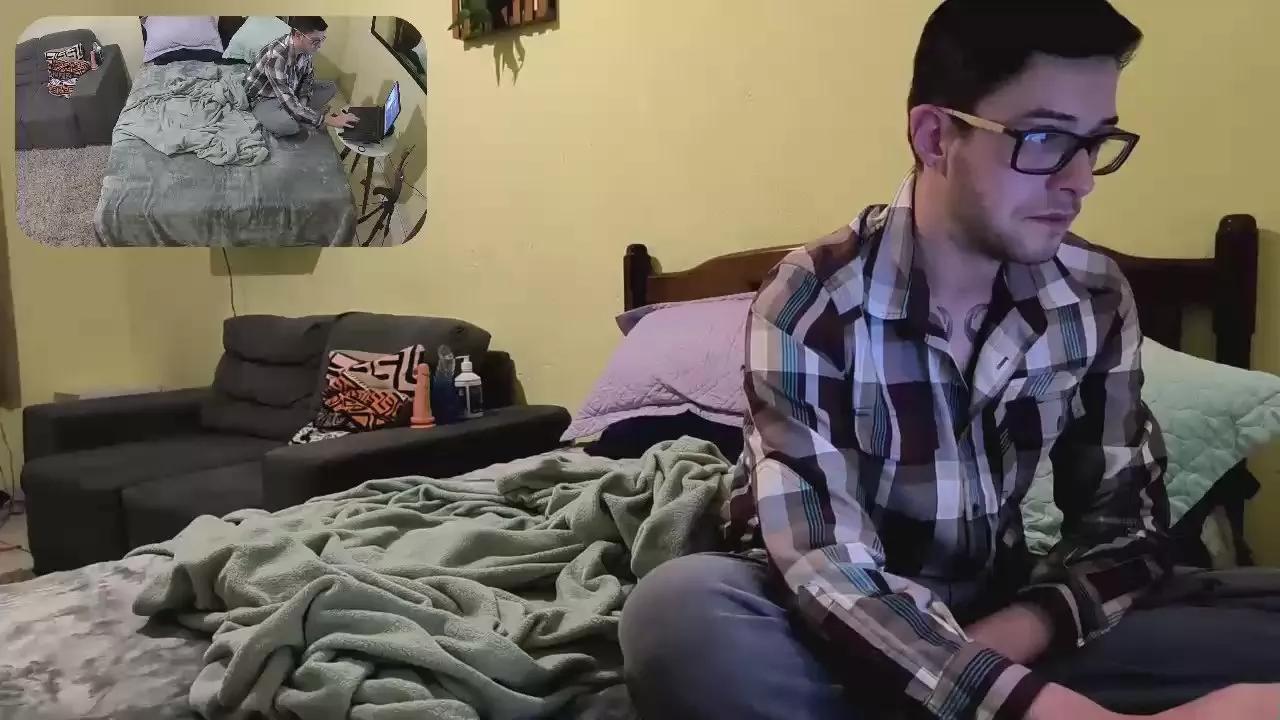 dougxwill on Cam4 