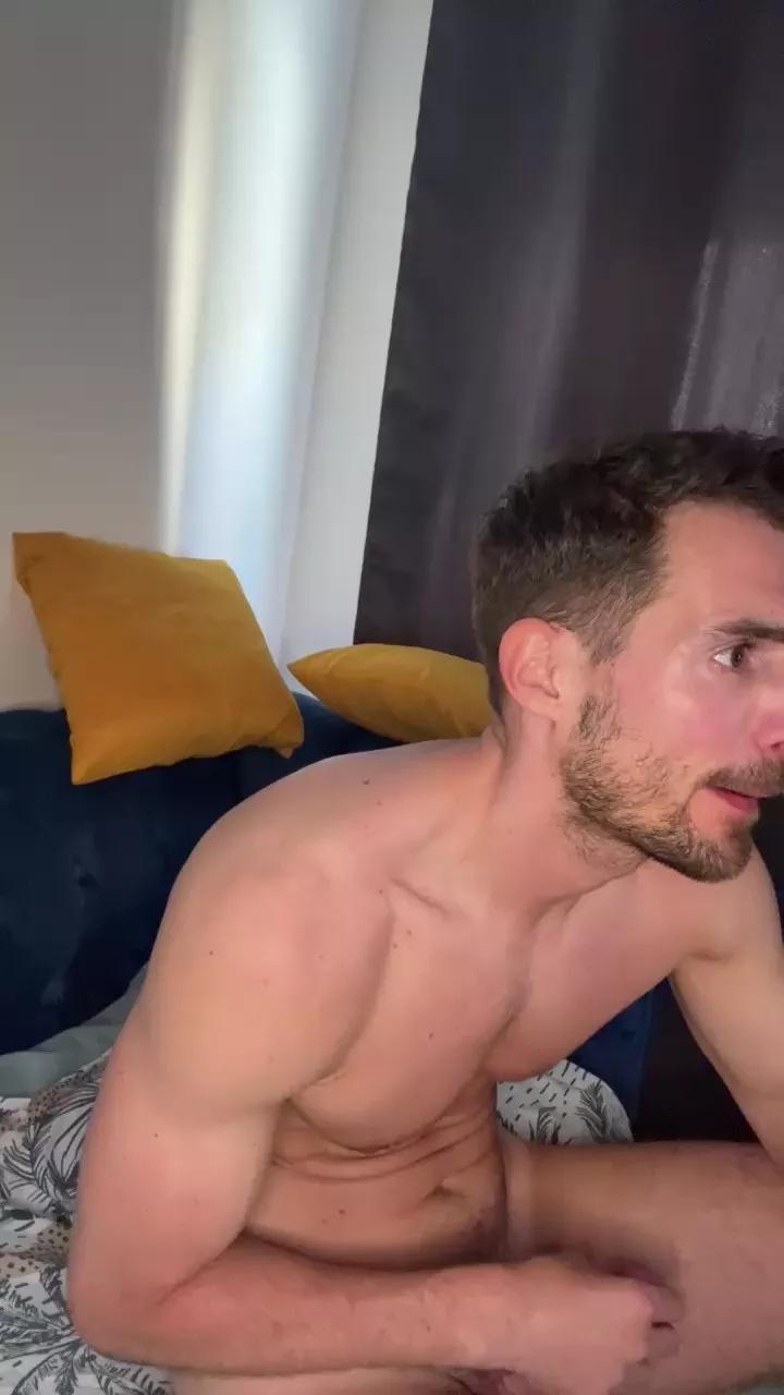 Douty7534 on Cam4 