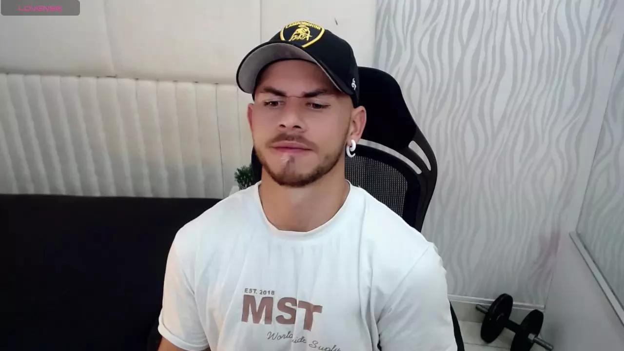 dylan_jacobx on Cam4 