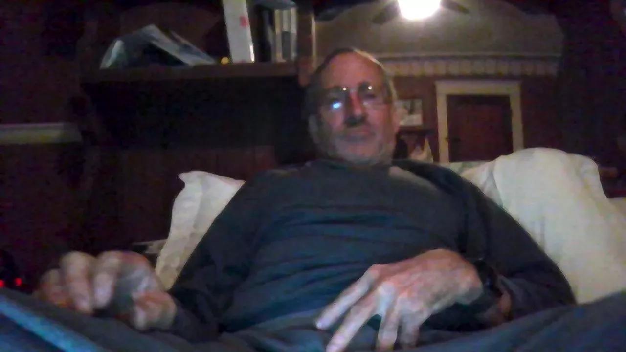 edwoodman on Cam4 