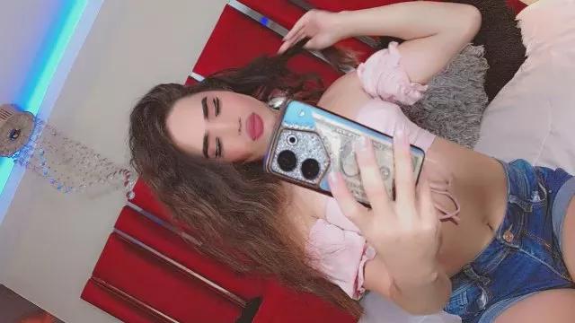 Elektra_Greys on Cam4 