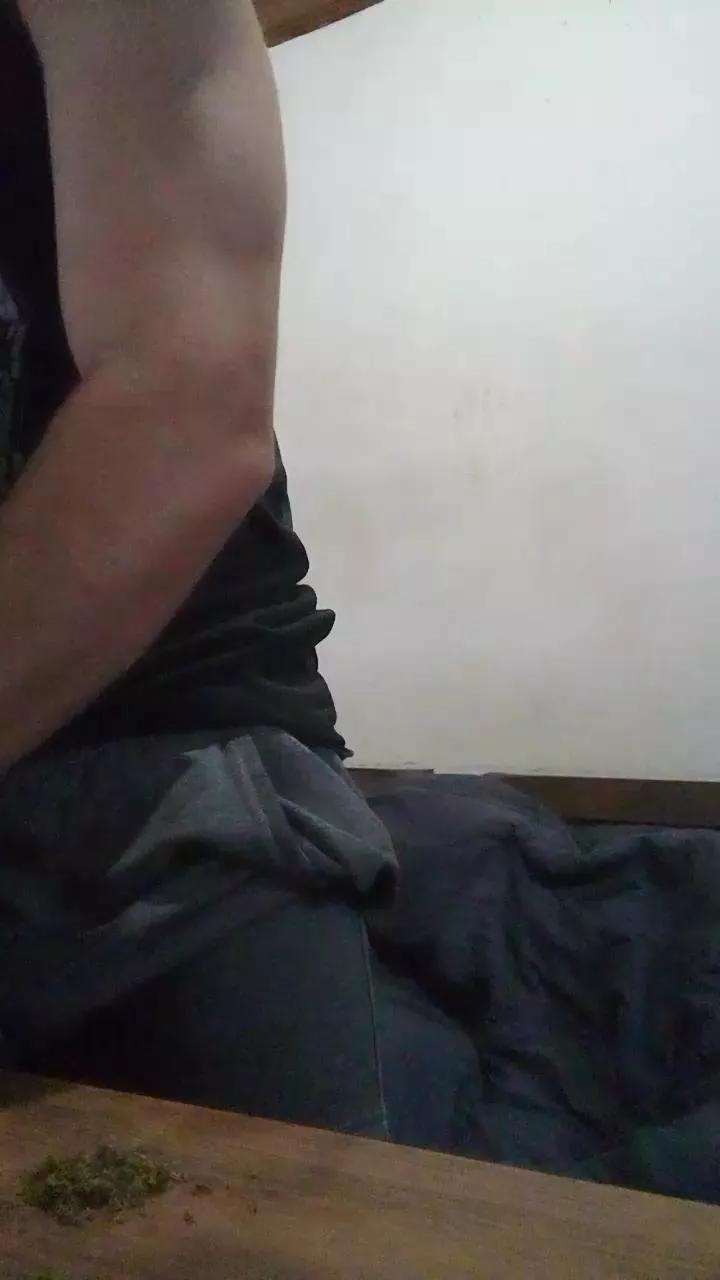 eljavi2 on Cam4 