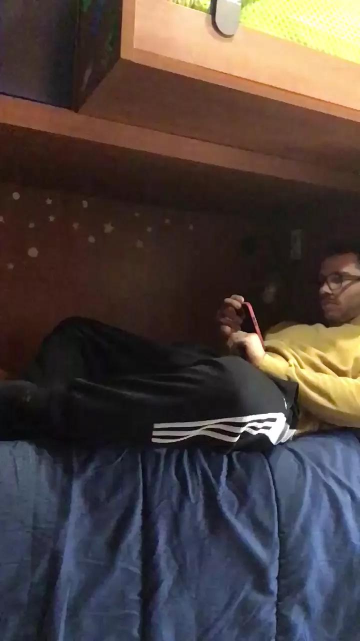 Ericazzo on Cam4 