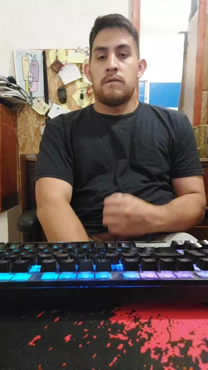 Ezeca1 on Cam4 
