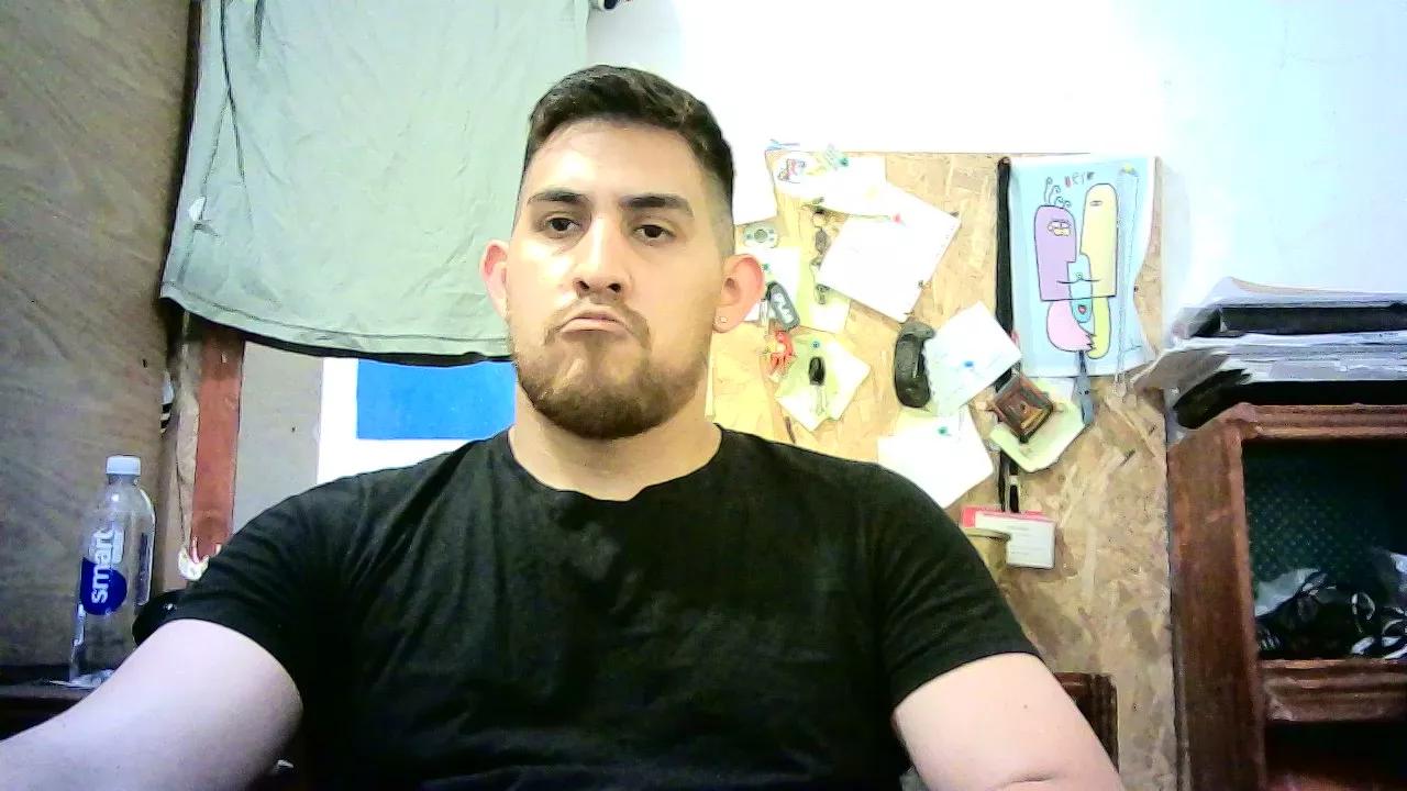 Ezeca1 on Cam4 