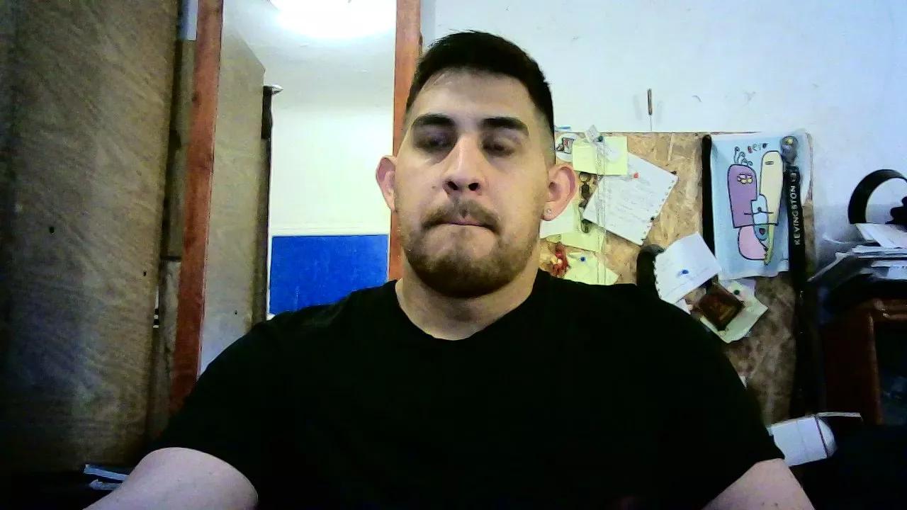 Ezeca1 on Cam4 