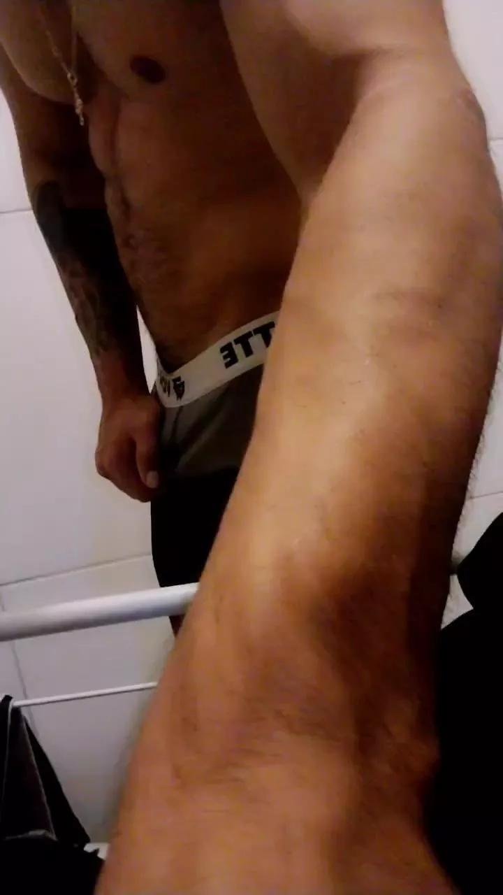 favelaboy1 on Cam4 
