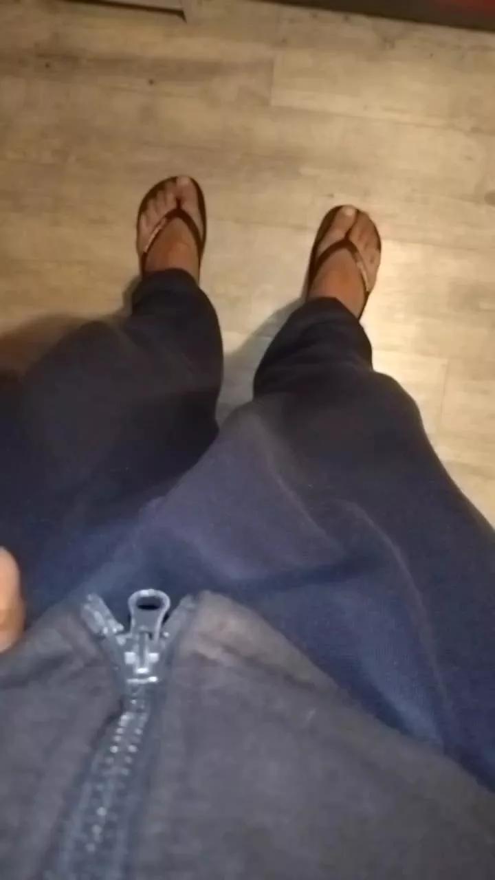 Footjobest60 on Cam4 