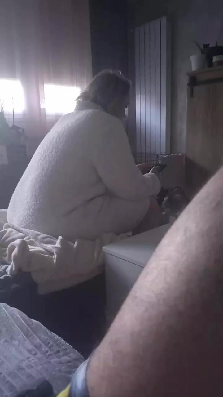 Footjobest60 on Cam4 