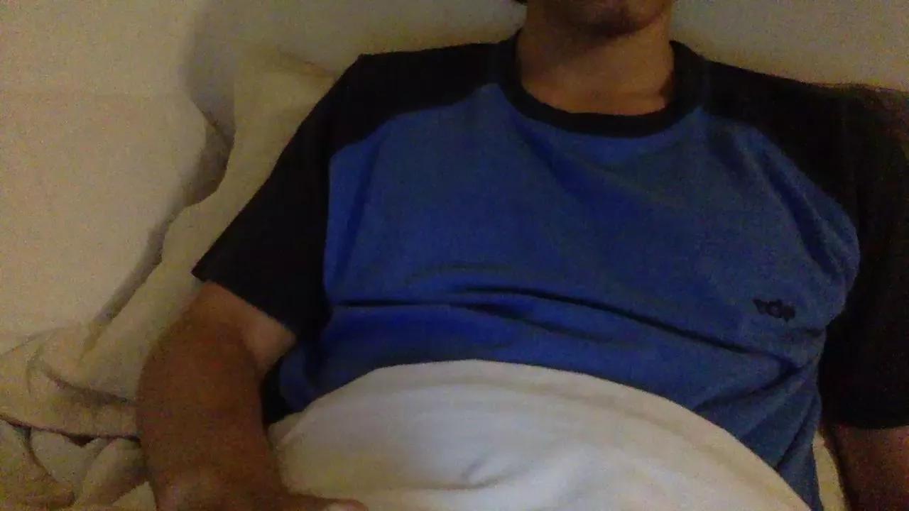 frusboi on Cam4 