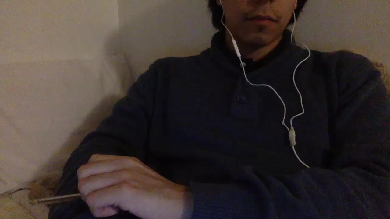 frusboi on Cam4 