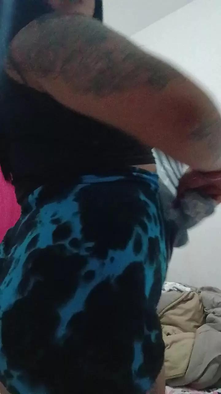 geminniana23hot on Cam4 
