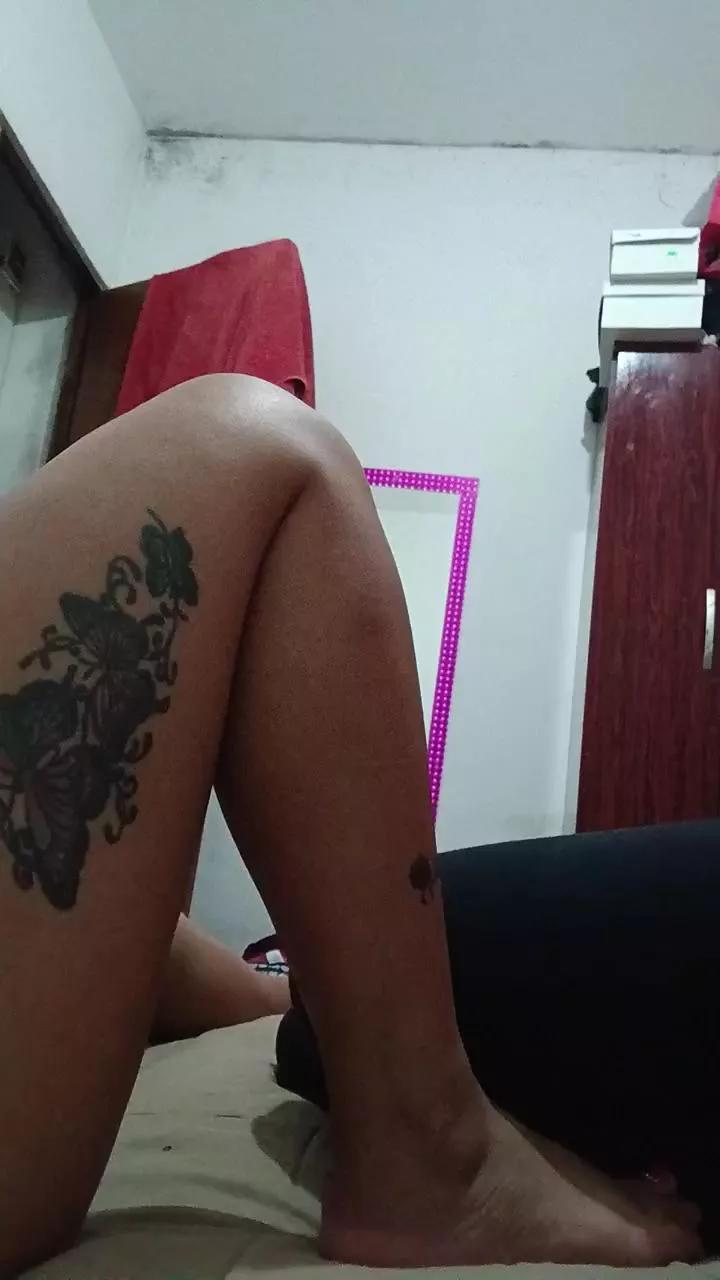 geminniana23hot on Cam4 