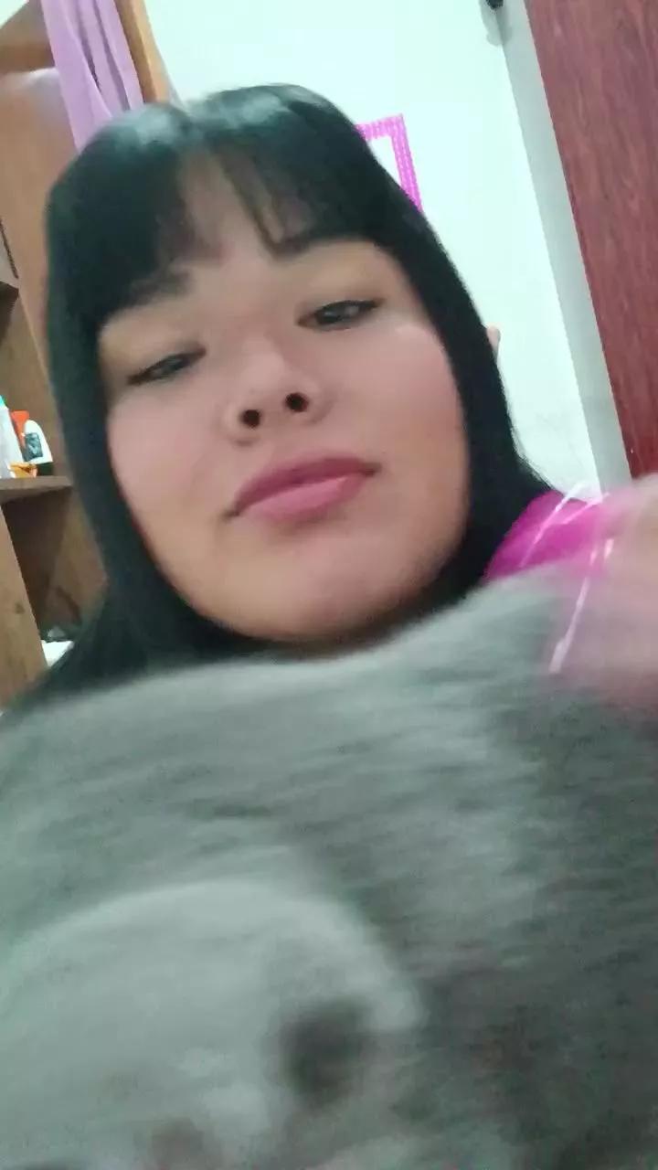 geminniana23hot on Cam4 