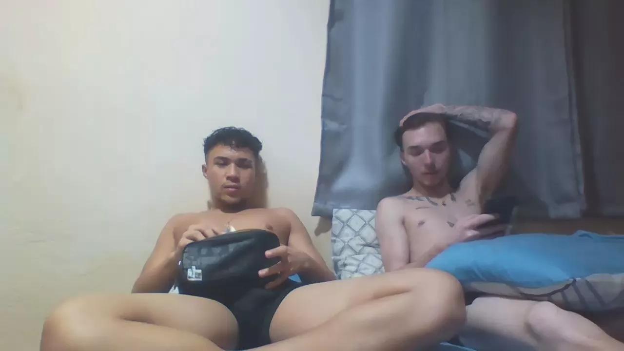 Gepetu on Cam4 