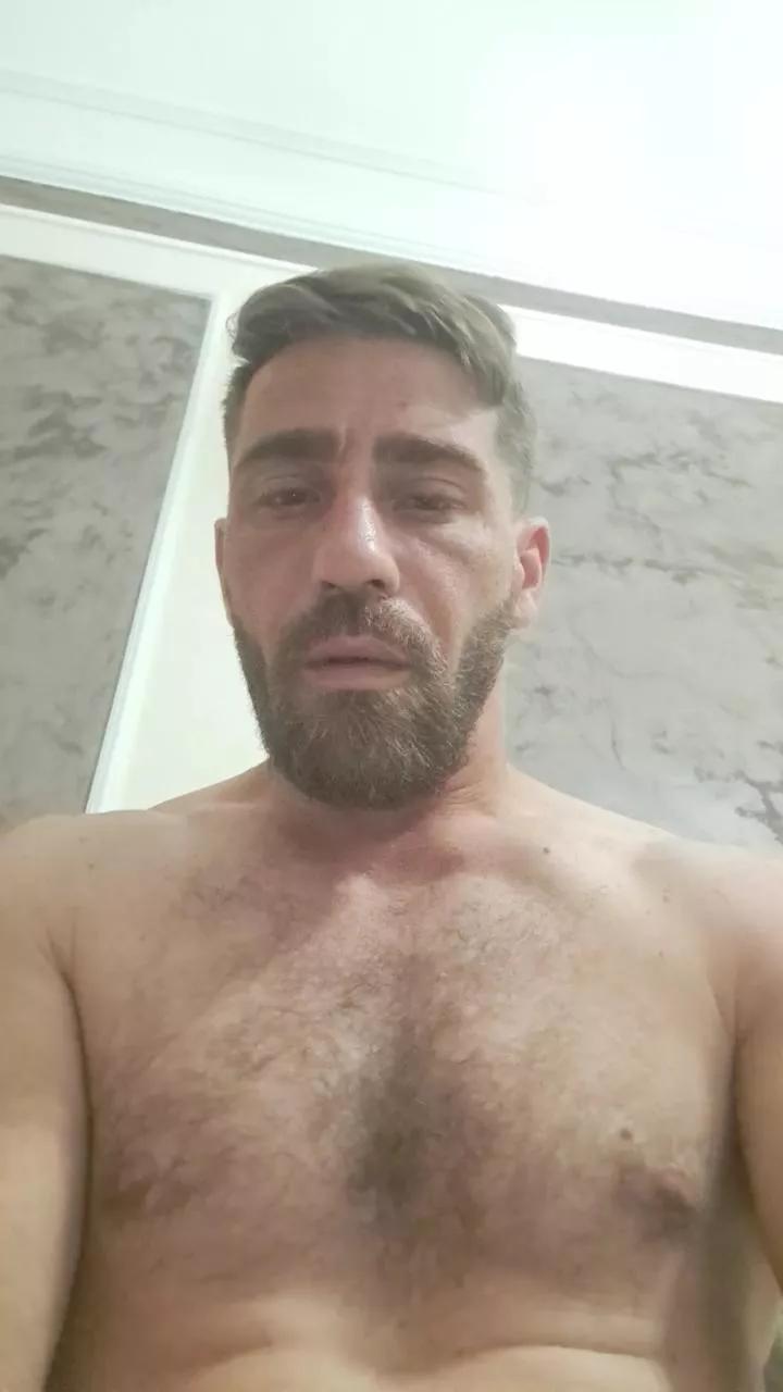 Giochicchio46 on Cam4 