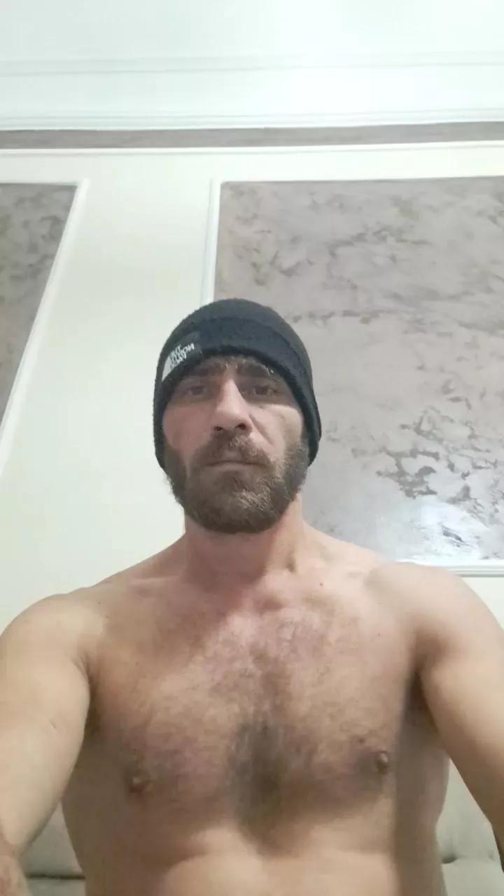 Giochicchio46 on Cam4 