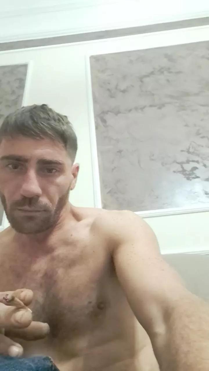 Giochicchio46 on Cam4 
