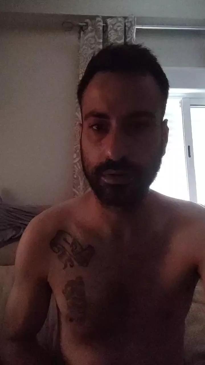 Gitanito29 on Cam4 