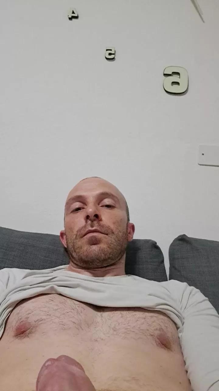 Gnaro90 on Cam4 