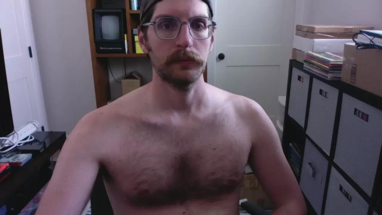 guydude2 on Cam4 