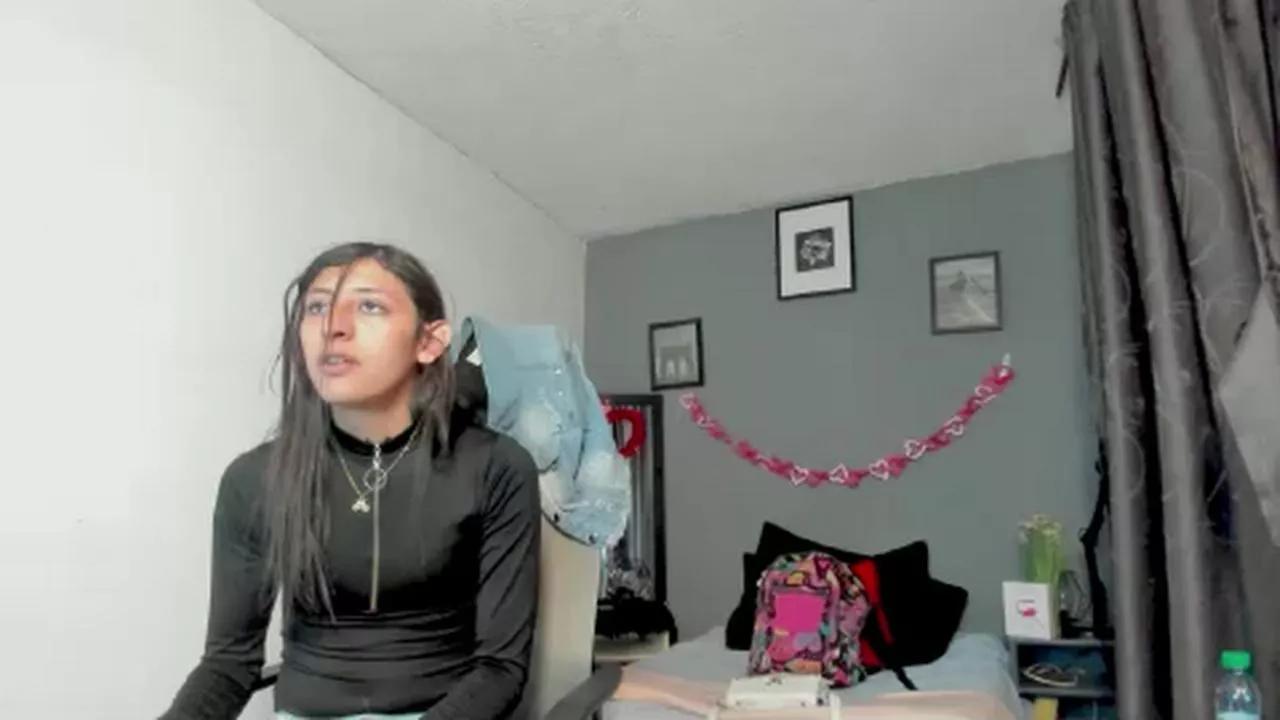 Haarley_xxx on Cam4 