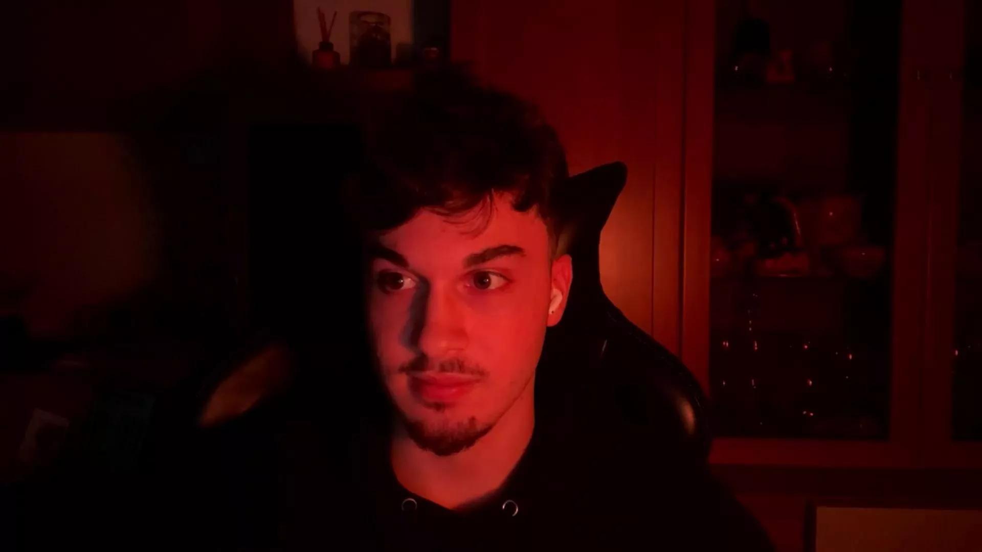 Hank_04 on Cam4 