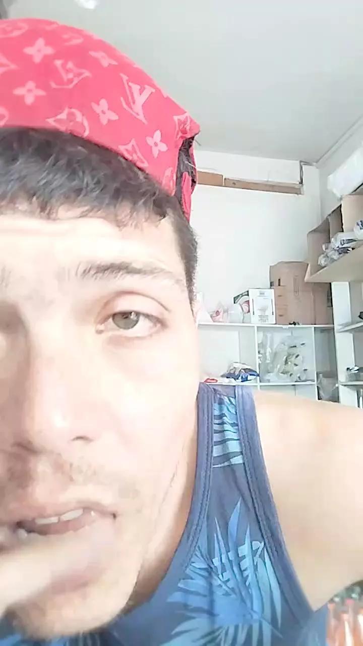 Hanz766 on Cam4 