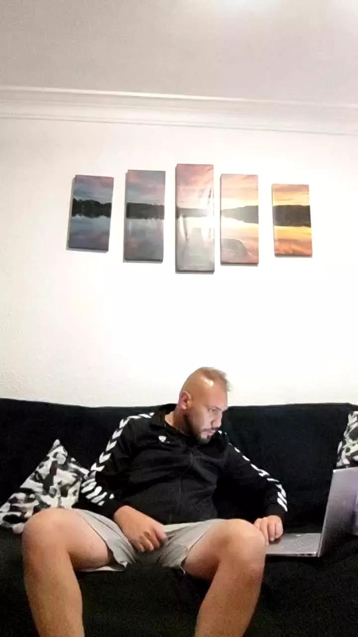 Hemilto on Cam4 