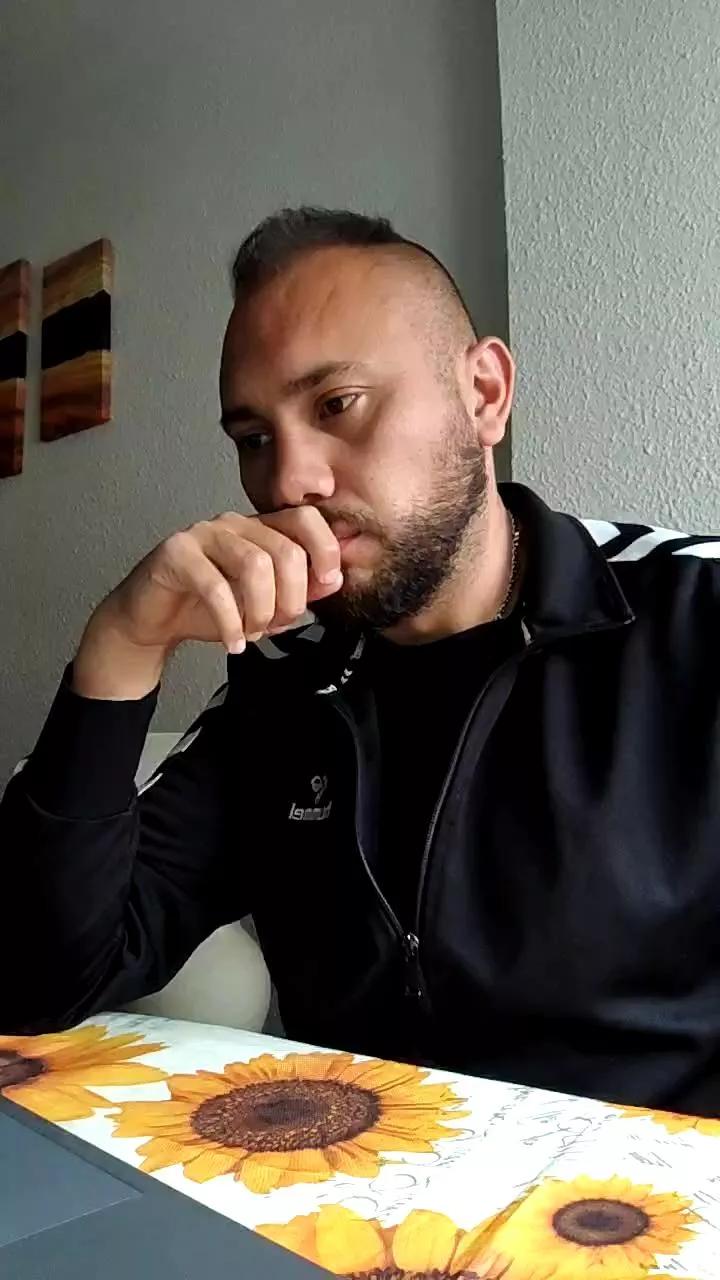 Hemilto on Cam4 
