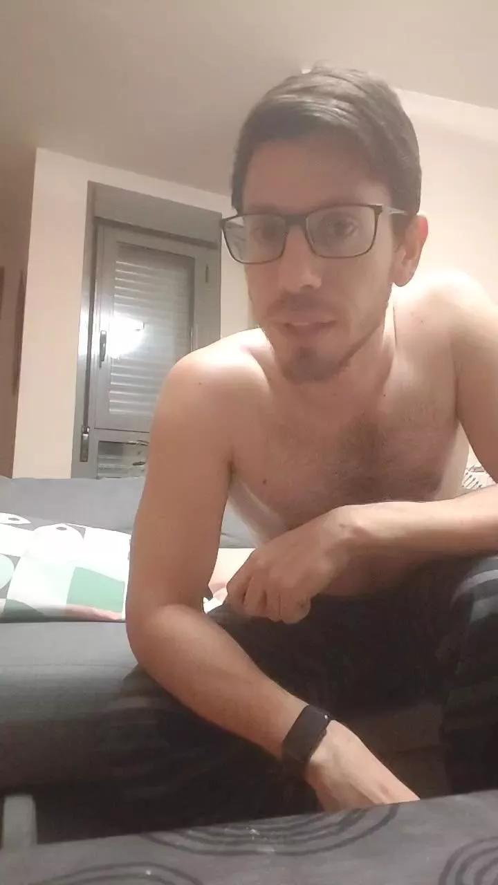 Hidro93 on Cam4 