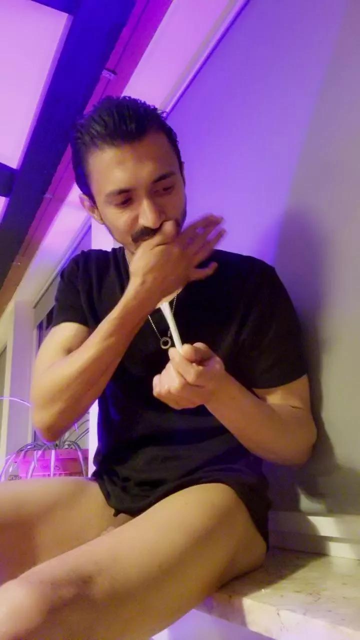 hotboy7005 on Cam4 